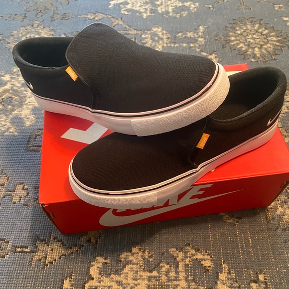 Nike Shoes - Nike Court Legacy Women's Slip-On Sneakers